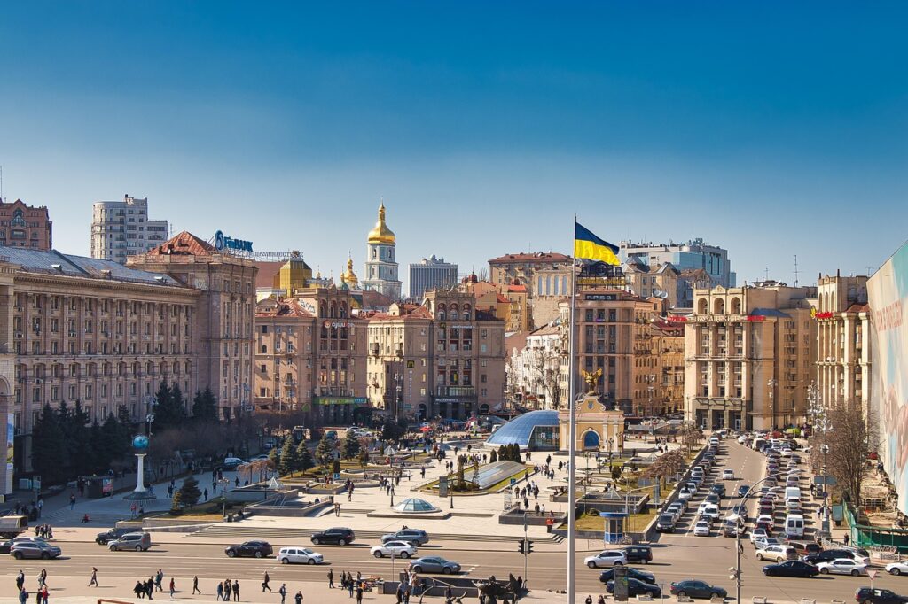 buildings, houses, ukraine, flag, kiev, city, architecture, ukraine, ukraine, ukraine, ukraine, ukraine